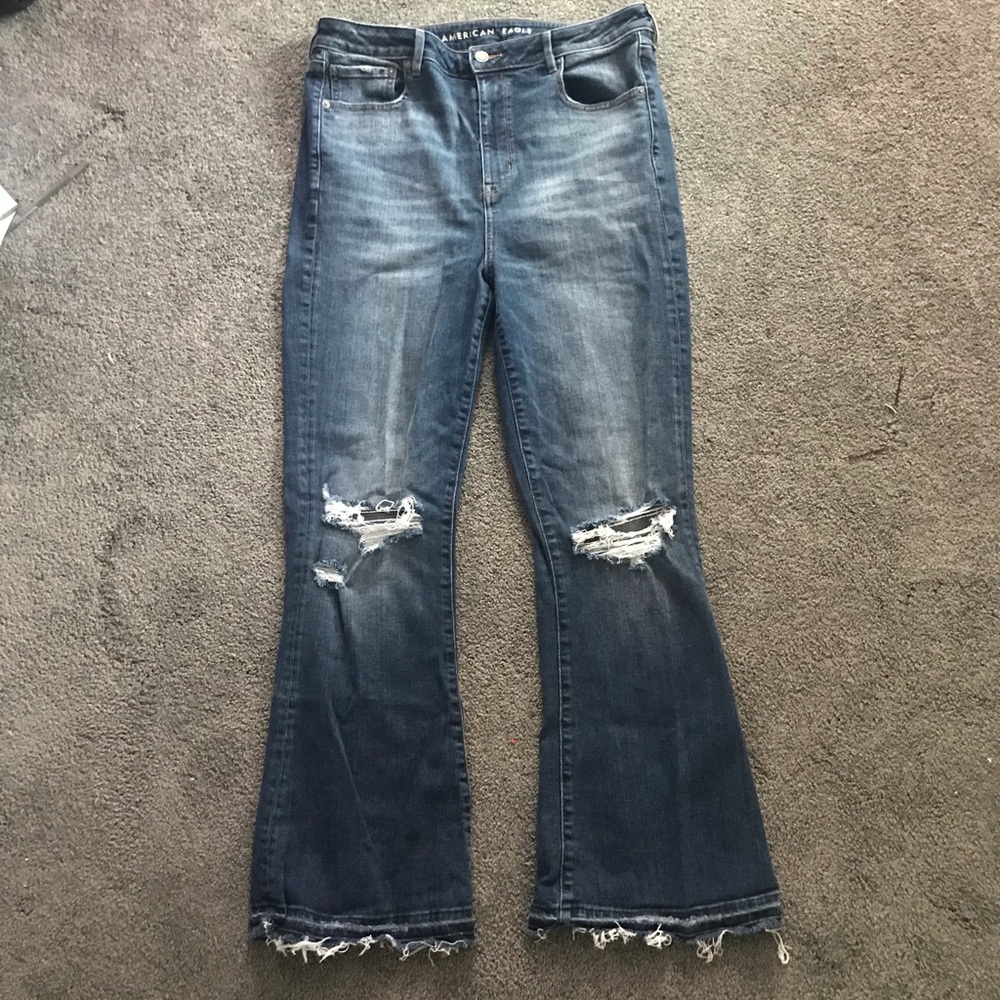 NWOT American Eagle flare bottom jeans sz 16